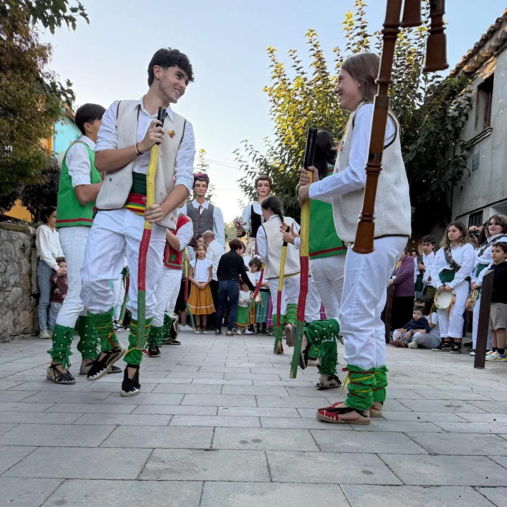 ARA I SEMPRE és un projecte que, entre altres objectius, treballa per… (foto 12)