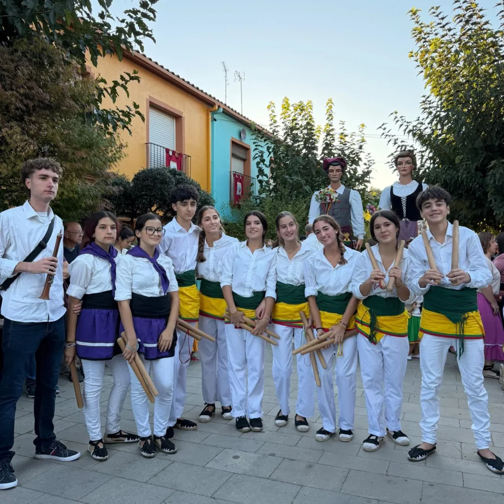 ARA I SEMPRE és un projecte que, entre altres objectius, treballa per… (foto 2)