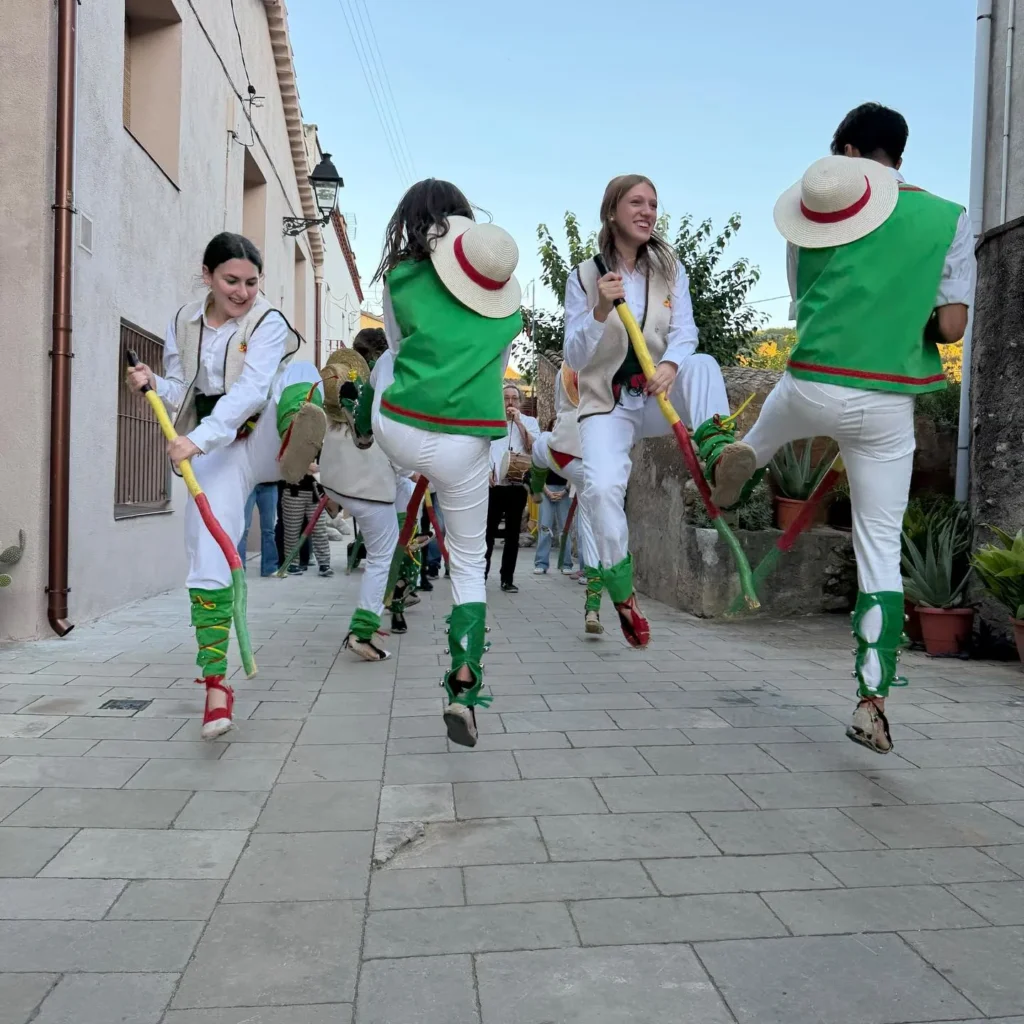 ARA I SEMPRE és un projecte que, entre altres objectius, treballa per… (foto 7)